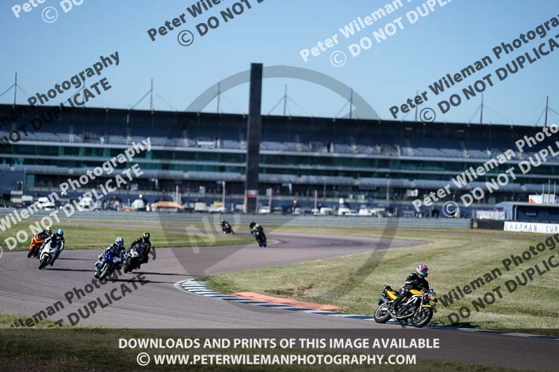 Rockingham no limits trackday;enduro digital images;event digital images;eventdigitalimages;no limits trackdays;peter wileman photography;racing digital images;rockingham raceway northamptonshire;rockingham trackday photographs;trackday digital images;trackday photos